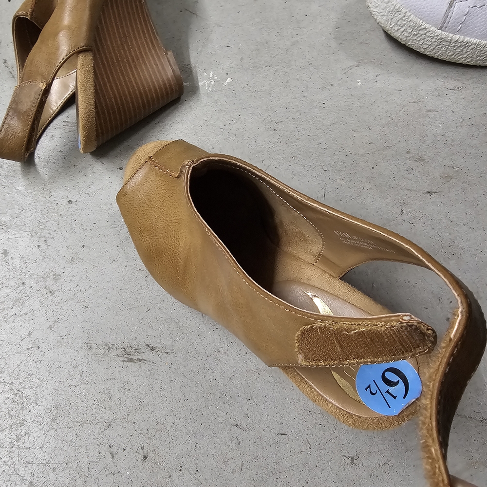 AEROSOLES Tan Wedge Shoes with Suede Finish